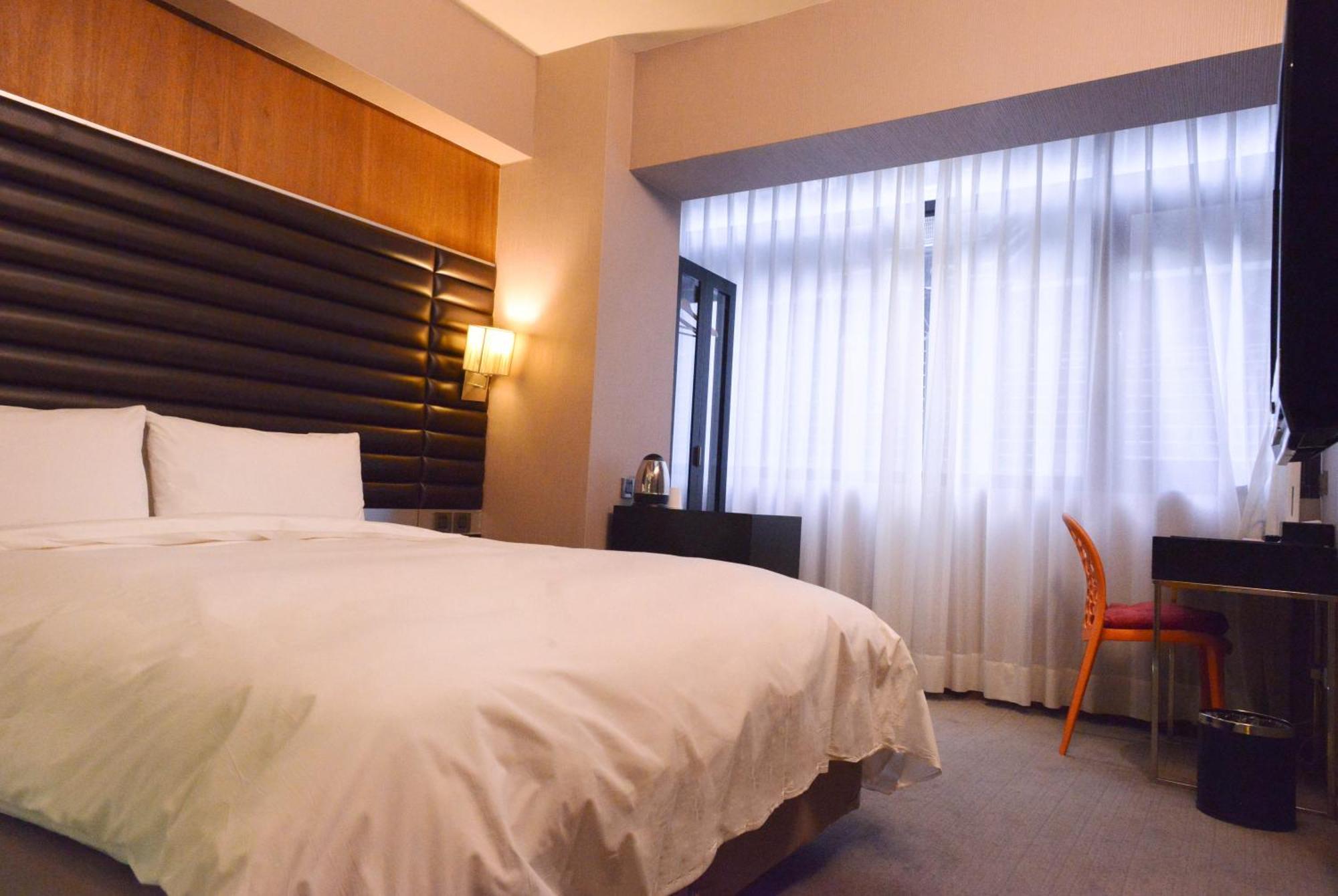 新麗旅店 Newful Hotel Taipei Esterno foto